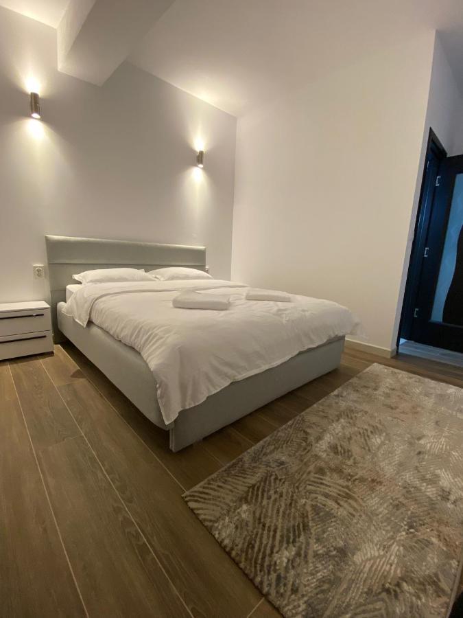 Modern House Hotel ซิกเกตู มาร์มาซีเอ ภายนอก รูปภาพ